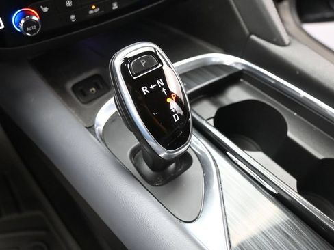 Used 2018 Buick Enclave Essence FWD image 27