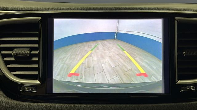 Used 2024 Chrysler Pacifica Touring-L FWD image 13
