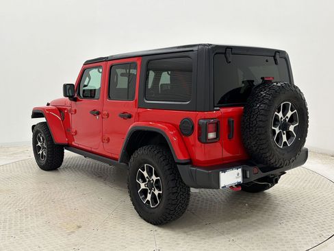 Used 2021 Jeep Wrangler Unlimited Rubicon w/ Cold Weather Group AWD/4WD image 3