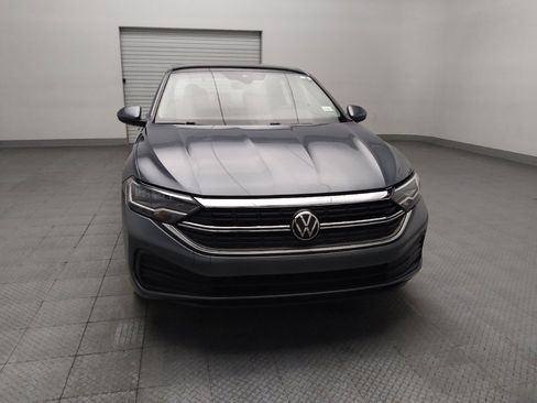 Used 2024 Volkswagen Jetta SE FWD image 14