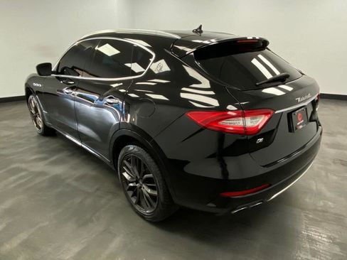 Used 2018 Maserati Levante GranLusso image 4