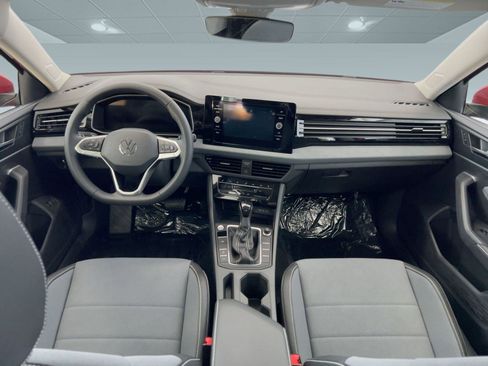 New 2026 Volkswagen Jetta SE image 18