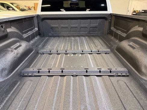 Used 2017 RAM 3500 Tradesman w/ Chrome Appearance Group AWD/4WD image 16