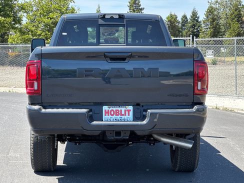 New 2026 RAM 2500 Laramie AWD/4WD image 4