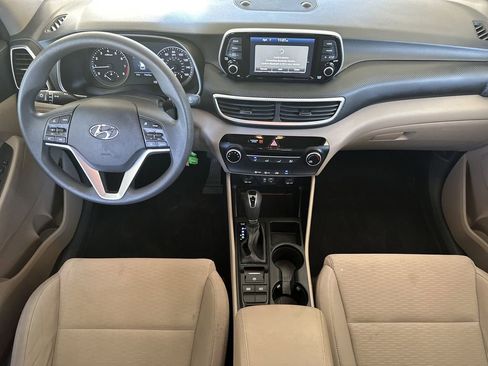Used 2019 Hyundai Tucson SE image 17