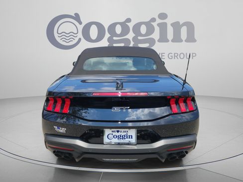 New 2026 Ford Mustang GT Premium w/ GT Performance Package RWD image 3
