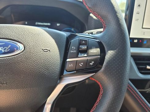 Used 2025 Ford Explorer ST AWD/4WD image 27