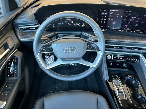 New 2025 Audi Q5 Premium Plus image 11