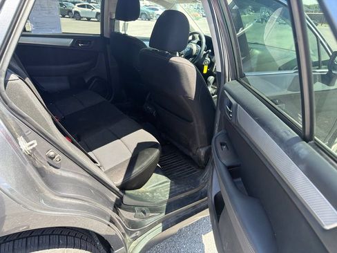 Used 2019 Subaru Outback 2.5i Premium AWD/4WD image 14