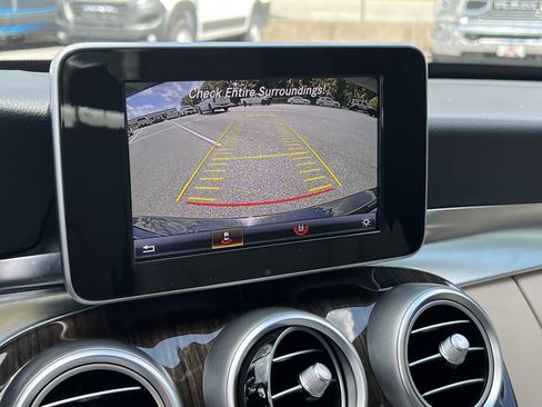 Used 2015 Mercedes-Benz C 300 Sedan image 32