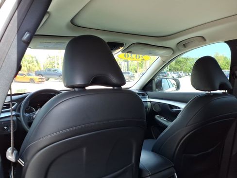 Used 2020 INFINITI QX50 Luxe image 11