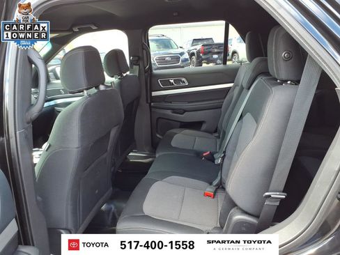 Used 2016 Ford Explorer XLT w/ Equipment Group 201A AWD/4WD image 12