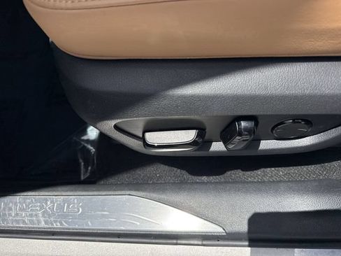 Used 2023 Lexus NX 350 AWD image 12