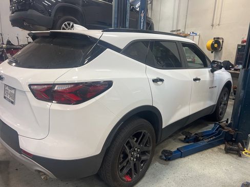 Used 2022 Chevrolet Blazer LT w/ Redline Edition image 4