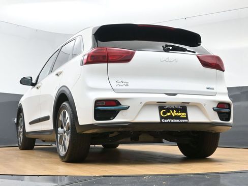 Used 2022 Kia Niro EX Premium w/ Cold Weather Package FWD image 51