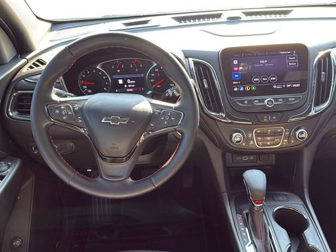 Used 2023 Chevrolet Equinox RS w/ RS Leather Package FWD image 8