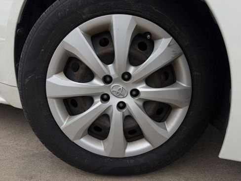 Certified 2020 Toyota Corolla LE FWD image 9