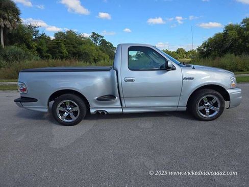 Used 2002 Ford F150 Lightning image 5