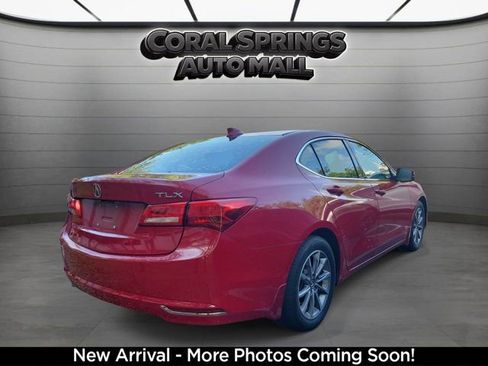 Used 2018 Acura TLX FWD image 4