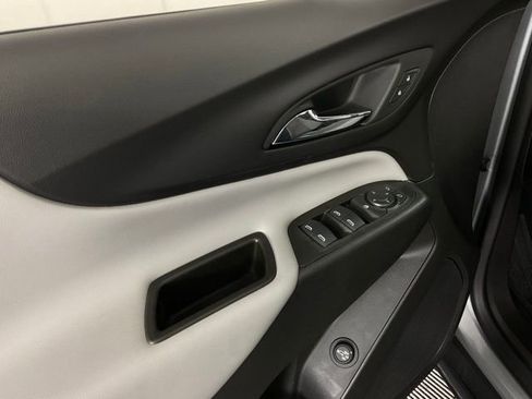 Used 2024 Chevrolet Equinox LT image 30