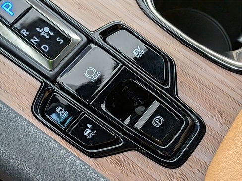 Certified 2025 Lexus RX 350h image 28