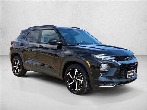 Used 2022 Chevrolet TrailBlazer RS image 3