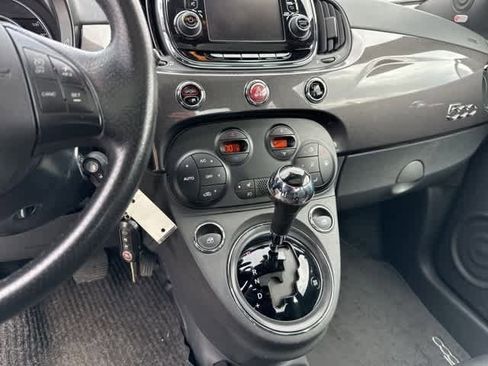 Used 2016 FIAT 500 Sport image 9