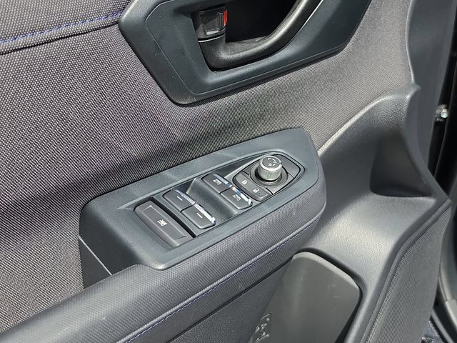 Used 2025 Subaru Forester Premium AWD/4WD image 18