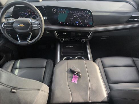 Used 2025 Chevrolet Tahoe LT AWD/4WD image 29
