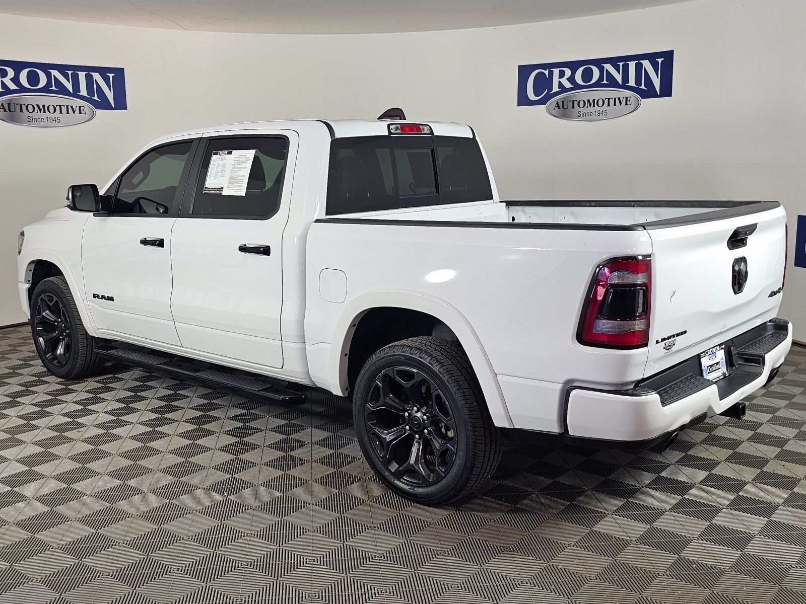 Used 2024 RAM 1500 Limited w/ Night Edition AWD/4WD image 29