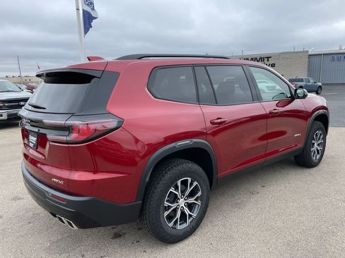 Used 2025 GMC Acadia AT4 w/ Luxury Package image 4