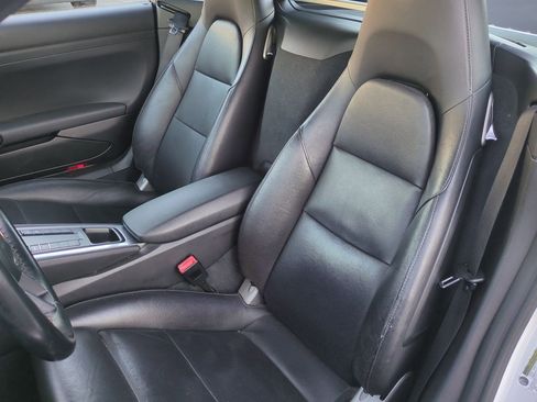 Used 2018 Porsche 718 Cayman image 22