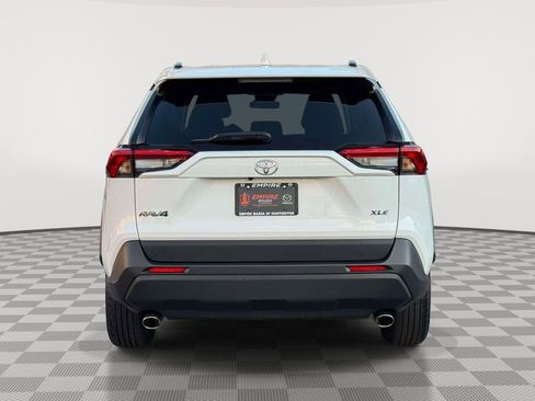 Used 2024 Toyota RAV4 XLE FWD image 6