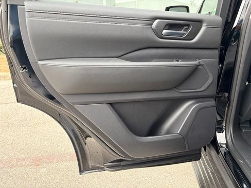 New 2026 Nissan Armada SV image 23