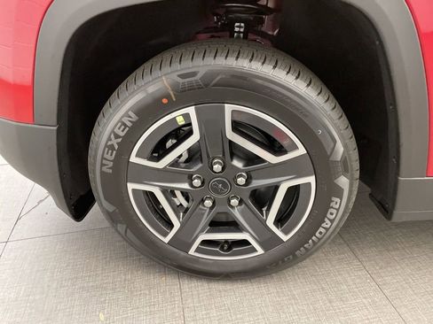 New 2026 Jeep Cherokee Laredo AWD/4WD image 10