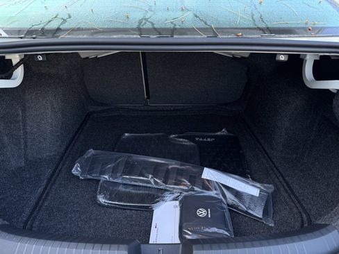 New 2025 Volkswagen Jetta SE image 10