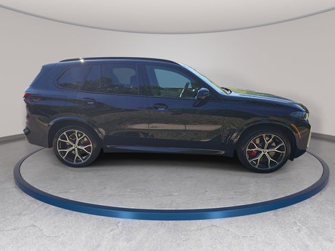 New 2026 BMW X5 xDrive50e w/ M Sport Package AWD/4WD image 4