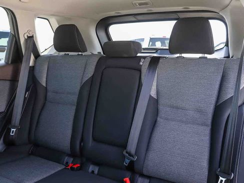 Used 2022 Nissan Rogue SV FWD image 18