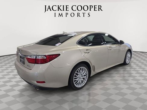 Used 2013 Lexus ES 350 w/ Luxury Pkg FWD image 5