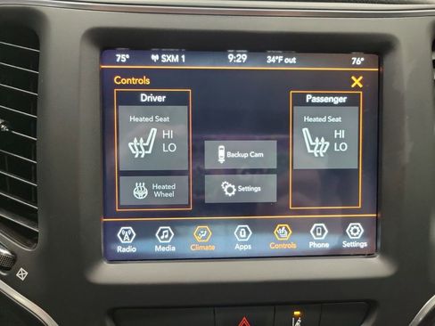 Used 2022 Jeep Cherokee Latitude Lux w/ Sun & Sound Group image 42