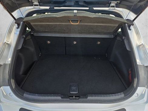 Used 2022 Toyota Corolla SE w/ Blackout Package (TMS) image 6