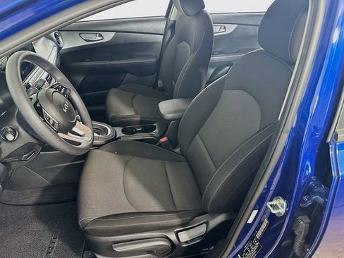Used 2023 Kia Forte LXS image 14