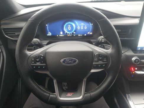 Used 2020 Ford Explorer ST w/ ST Street Pack image 13