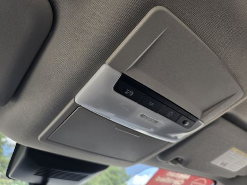 Certified 2025 Nissan Sentra SV FWD image 24
