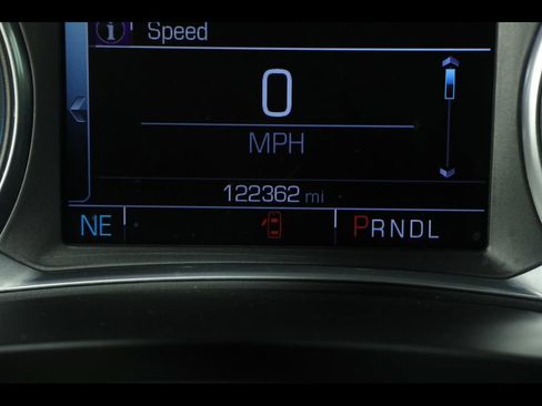 Used 2018 Chevrolet Malibu LT FWD image 21