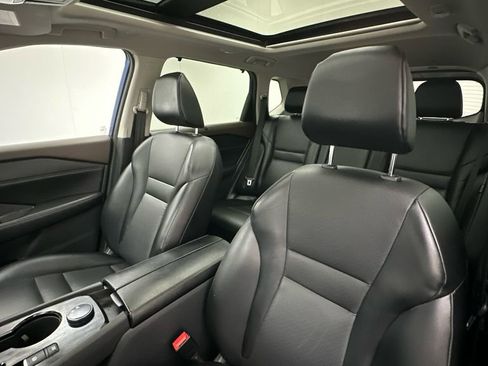 Certified 2023 Nissan Rogue SV w/ SV Premium B Package image 9