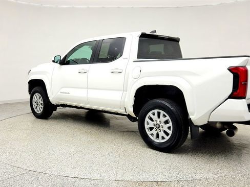 Used 2024 Toyota Tacoma SR5 image 7