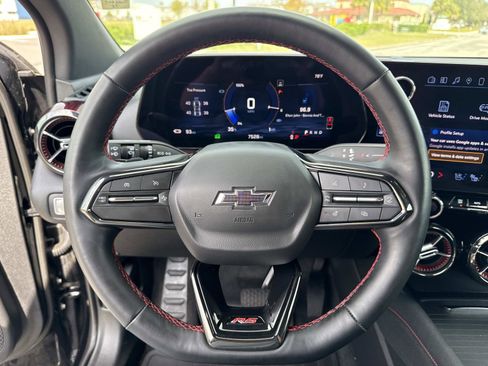 Used 2025 Chevrolet Blazer EV RS image 30