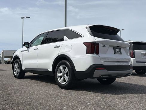 Used 2024 Kia Sorento LX FWD image 27