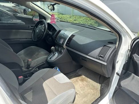 Used 2012 Nissan Sentra 2.0 SR w/ Special Edition Pkg FWD image 14